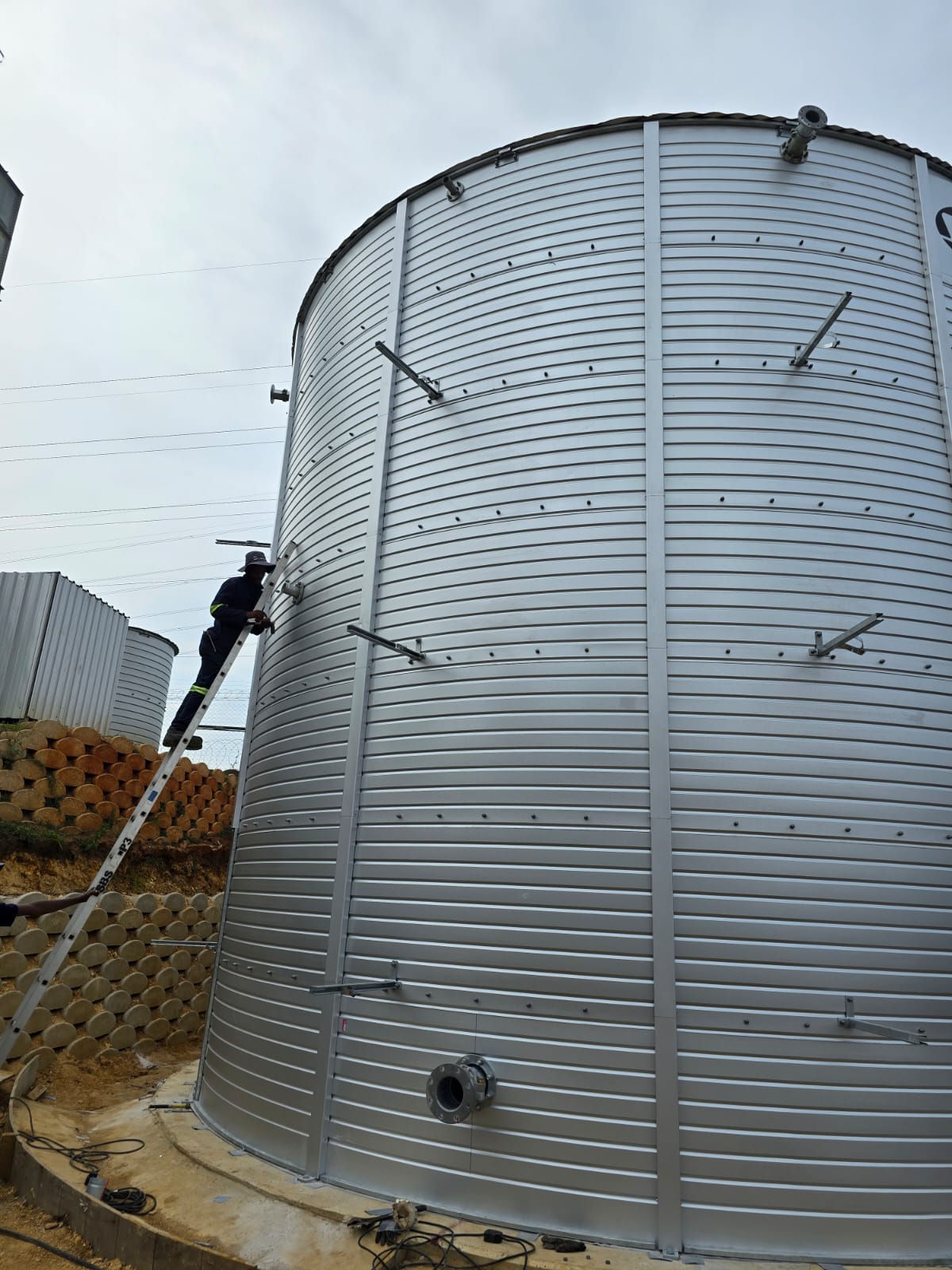 ed25a9d2-c7c1-45a3-9592-22e6005b5020